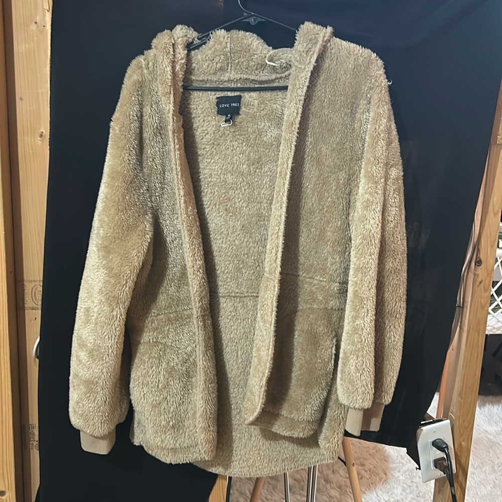 Love tree Fuzzy tan open jacket